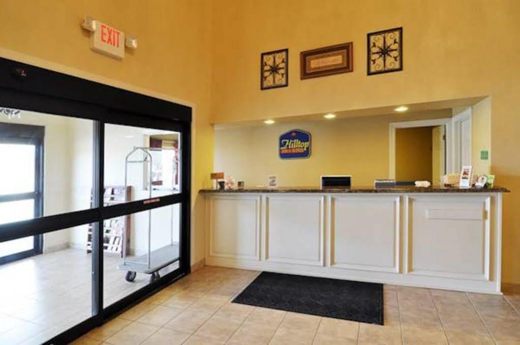 Greenbrier Econo Lodge Inn & Suites מראה חיצוני תמונה